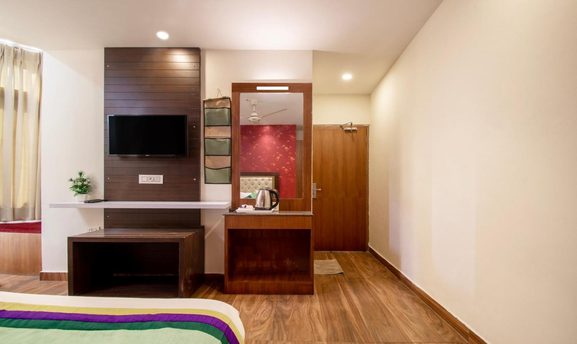 Ambika Residency, Near Hidimba Devi Temple Hotel Manāli Eksteriør billede