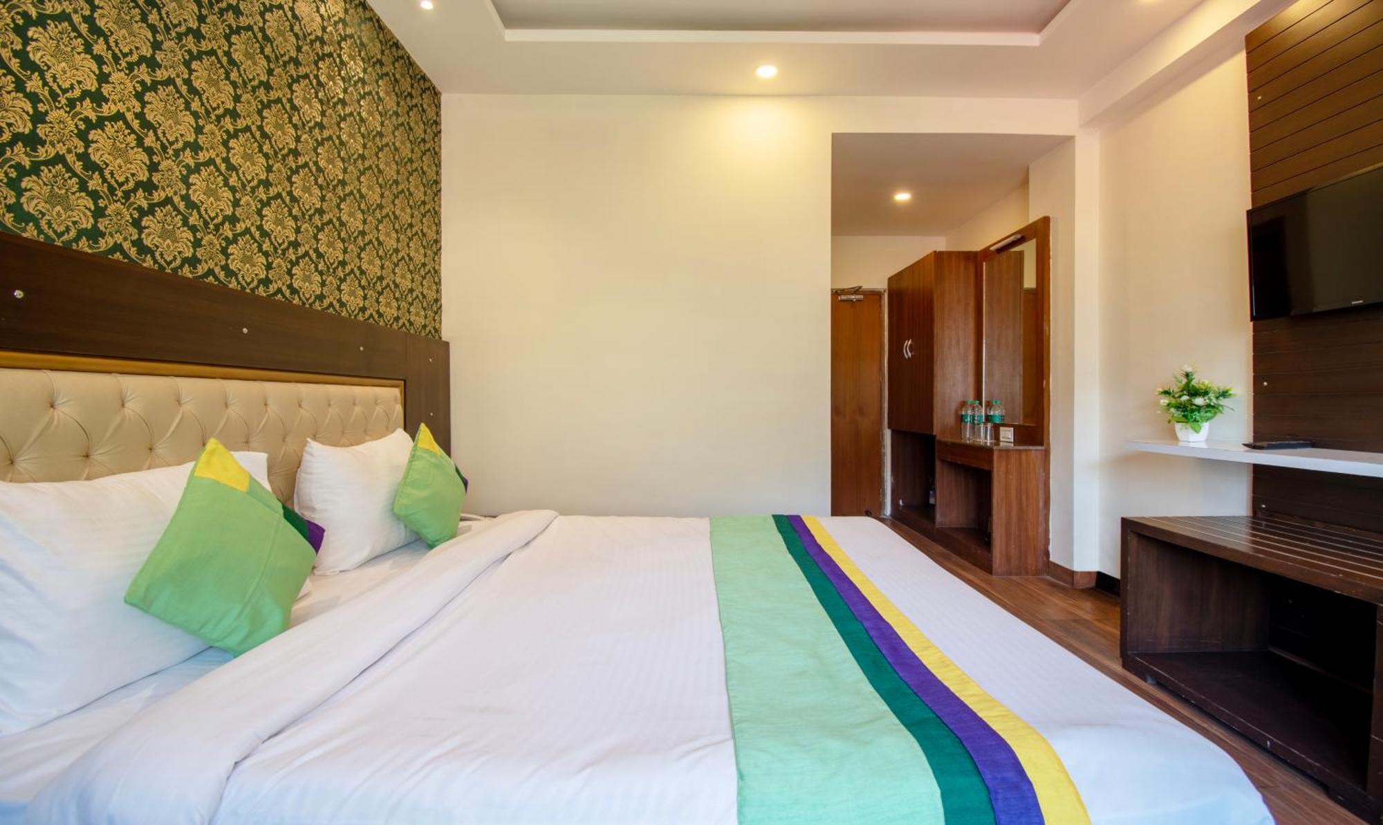 Ambika Residency, Near Hidimba Devi Temple Hotel Manāli Eksteriør billede