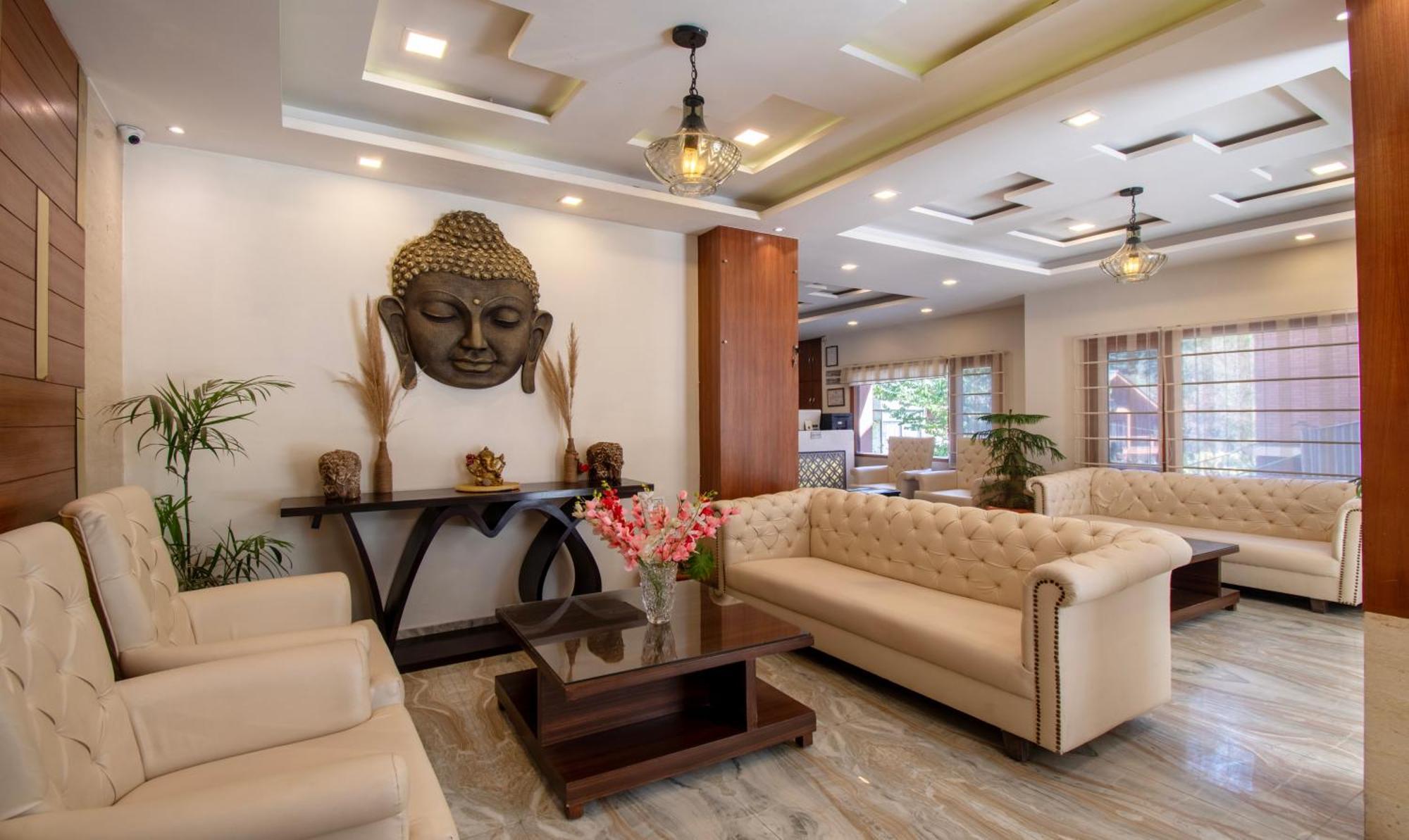 Ambika Residency, Near Hidimba Devi Temple Hotel Manāli Eksteriør billede